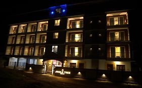 Jingle Tree Resort In Arambol